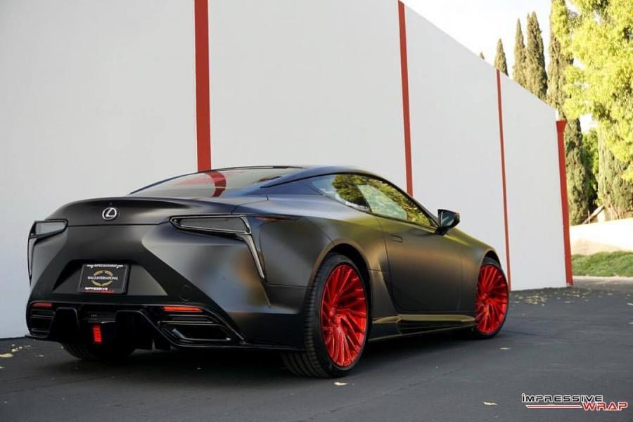  Lexus LC500 Satin Black by Impressive Wrap 2017 года  (фото 3 из 4)